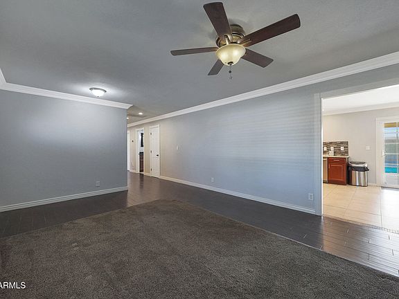 5th image of 2517 E HIGHLAND Street