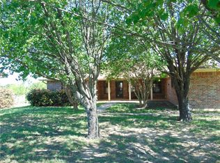 2760 W Highway 67, Glen Rose, TX 76043