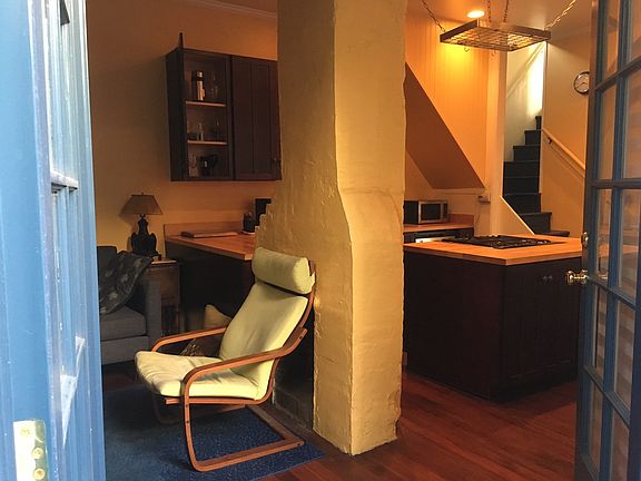 2nd image of 1162 Alabama St