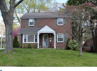 2009 E County Line Rd, Ardmore, PA 19003