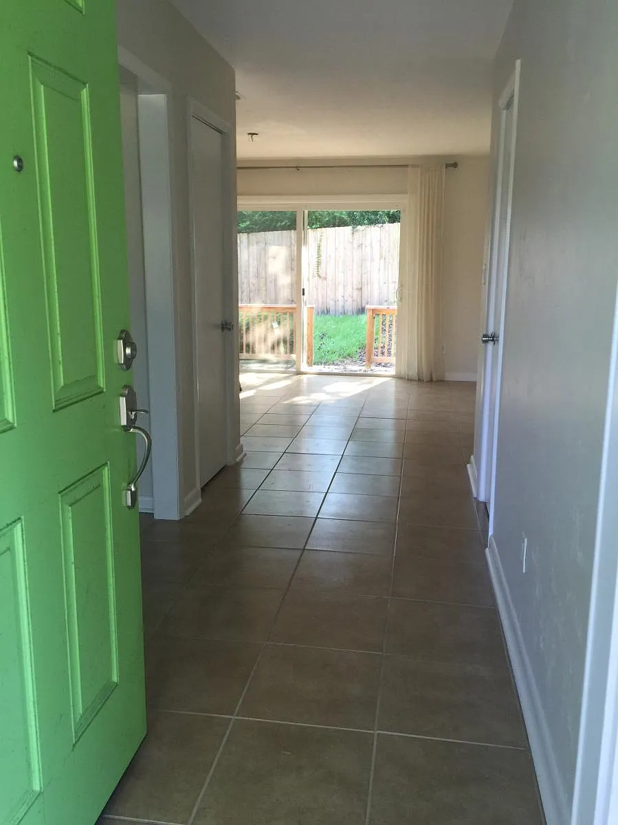 looking in front door - 19 NW 30th St
