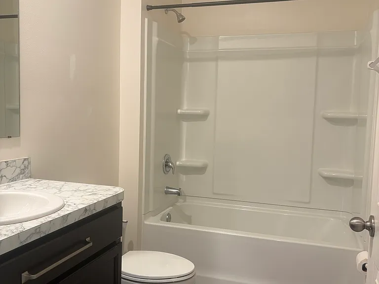 1284 Gordon Ave — Photo 10