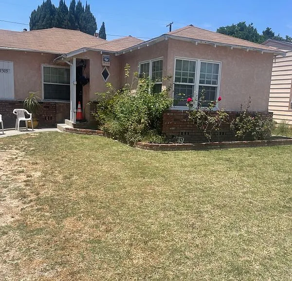 5509 Cerritos Ave #1 — Photo 1