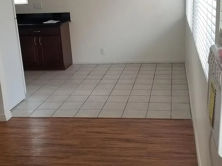 621 S Wilton Pl #205 — Photo 5