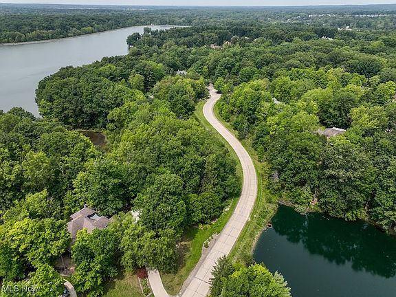 2nd image of 4848 Timber Creek Dr