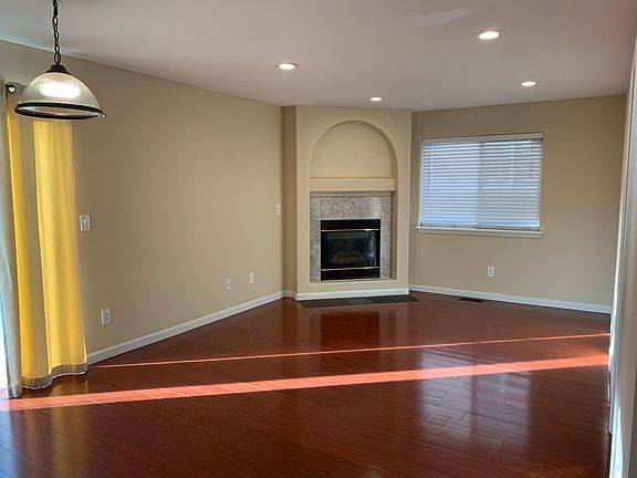 5th image of 26807 118th Ct SE