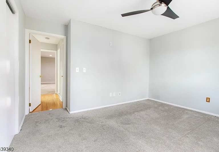 33 Green Valley Ct — Photo 14