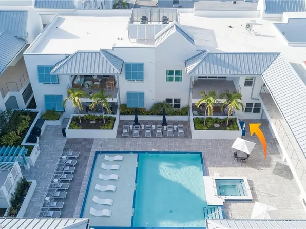 201 8th ST S #208, NAPLES, FL 34102