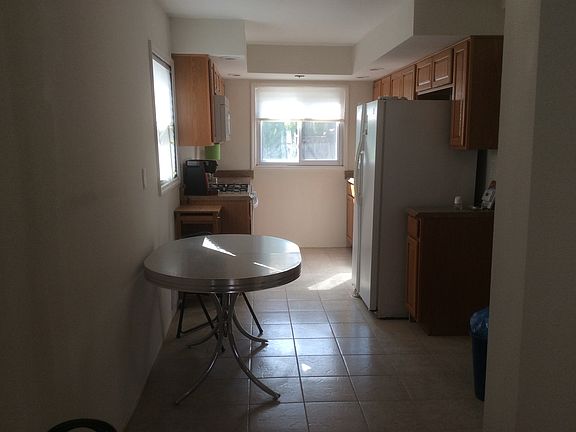 4th image of 23 Norway Ave