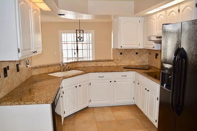 200 Camino Cortina — Photo 15