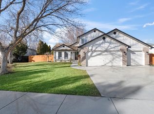 1515 N Santa Rosa Pl, Meridian, ID 83642