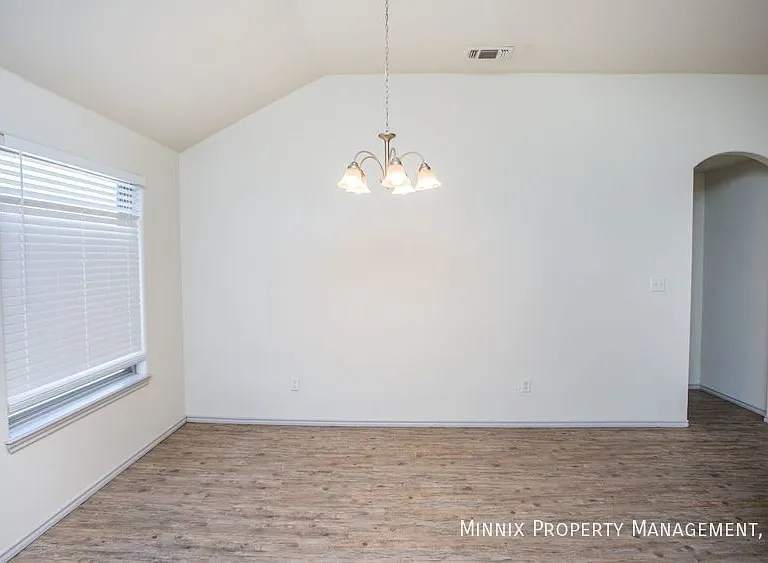 1118 Preston Trl — Photo 20