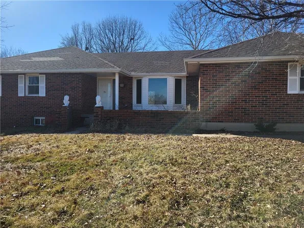 20100 S State Route J, Peculiar, MO 64078