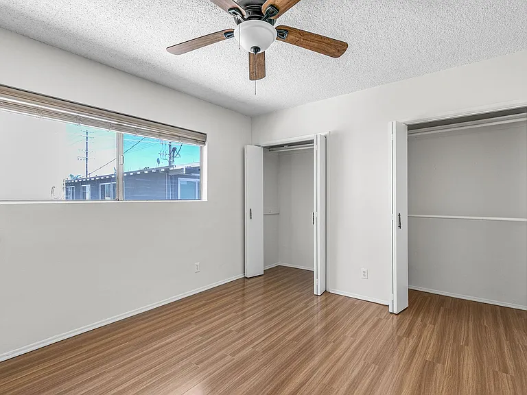 1752 Federal Ave — Photo 14