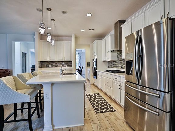 5th image of 15607 Dahoon Holly Ln