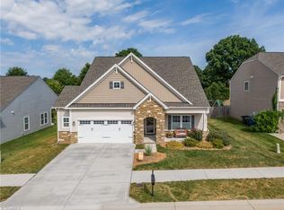 4278 Wedge Dr, Pfafftown, NC 27040