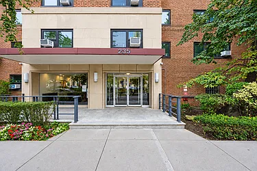 235 Adams Street, #10K