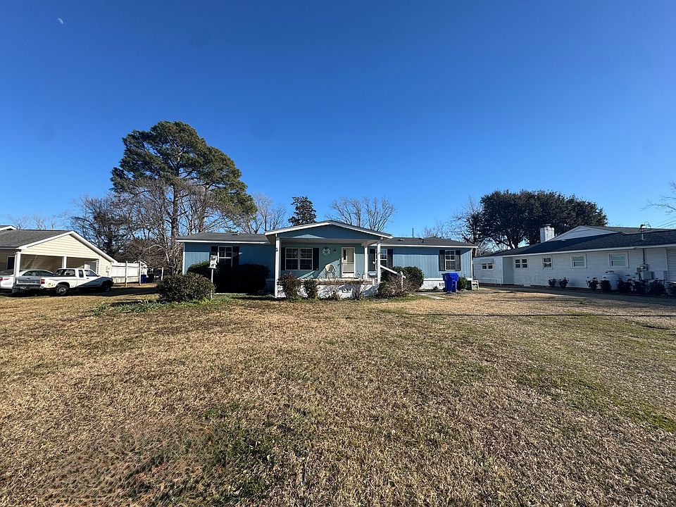 1st image of 110 Circle Dr