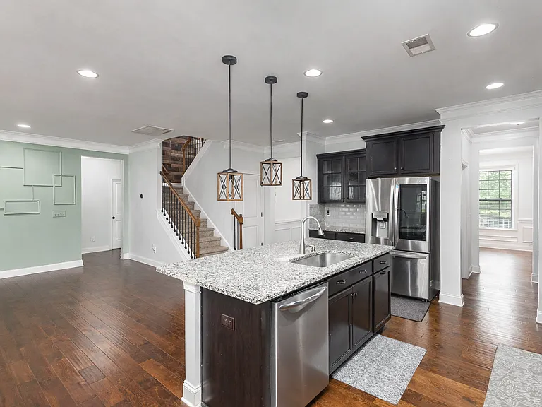 11231 Streamwood Ln NW — Photo 2
