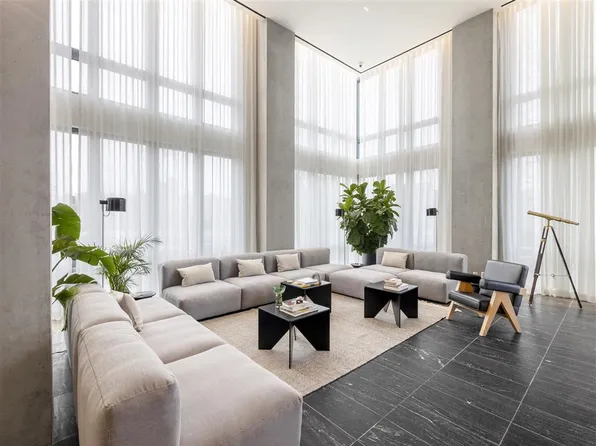 2385 3rd Avenue image 20 of 24