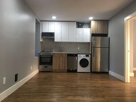 Rented by Trion Real Estate Management | media 22