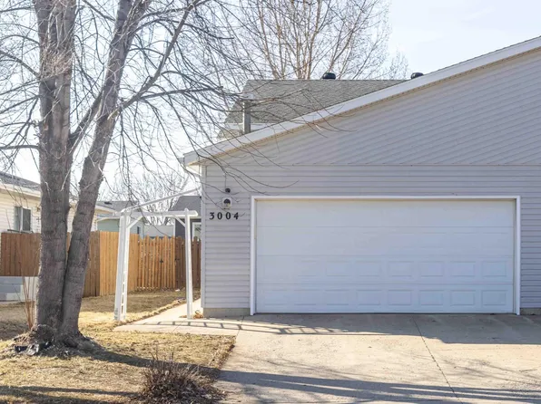 3004 Dakota Park Cir S, Fargo, ND 58104
