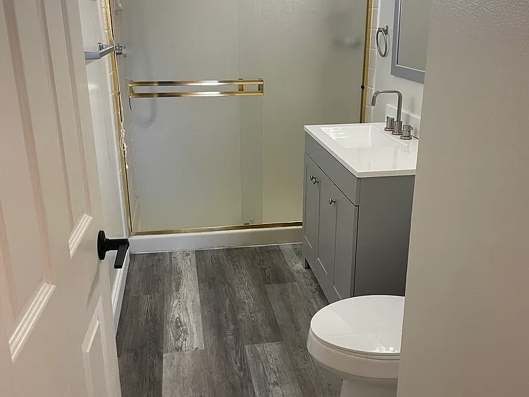 1301 Brookview Dr — Photo 11