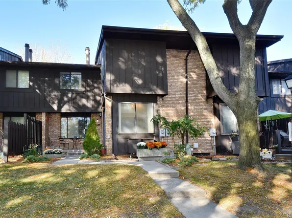 37383 Golfview Dr #76, Sterling Heights, MI 48312