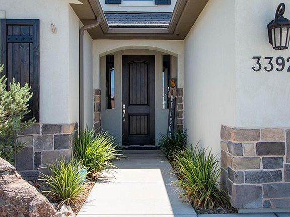 4th image of 3392 Blackbrush Dr