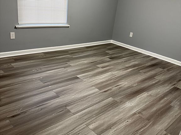 5th image of 46 Dobbins Dr #46