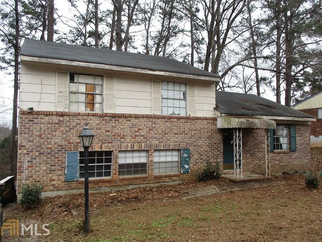 6374 Westbury Rd photo 1