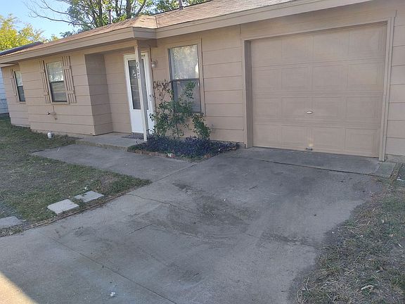 3rd image of 907 Traci Dr