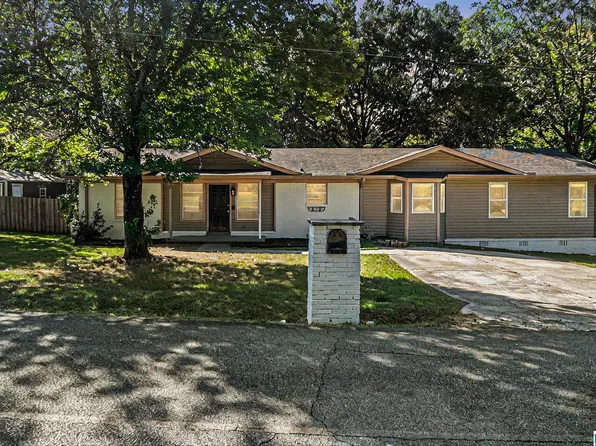 1824 Elkwood Dr, Fultondale, AL 35068