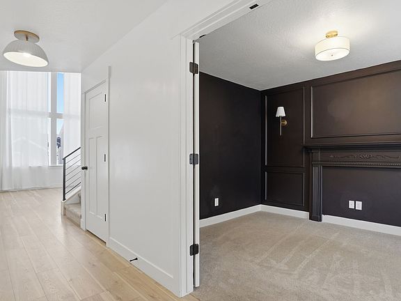 5th image of 64 N Lasalle Dr
