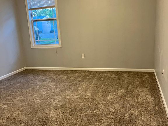 5th image of 610 W Dodson St #2