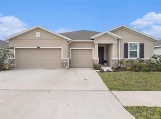 7113 Steer Blade Dr, Zephyrhills, FL 33541