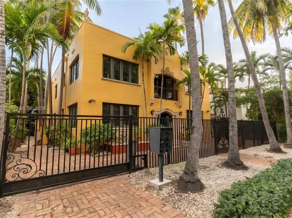 632 15th St, Miami Beach, FL 33139