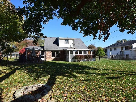 5th image of 1250 Longwood Dr