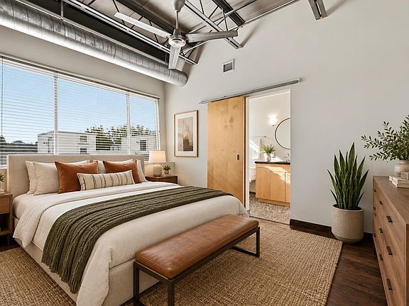3rd image of 4801 S Congress Ave APT N1