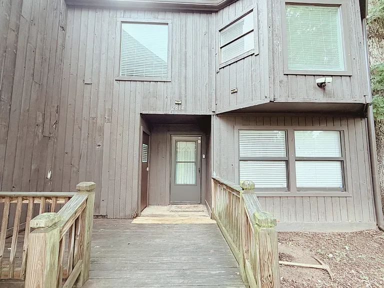 2814 Shellbark Rd — Photo 20
