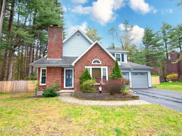 11 Woodmint Place, Malta, NY 12020