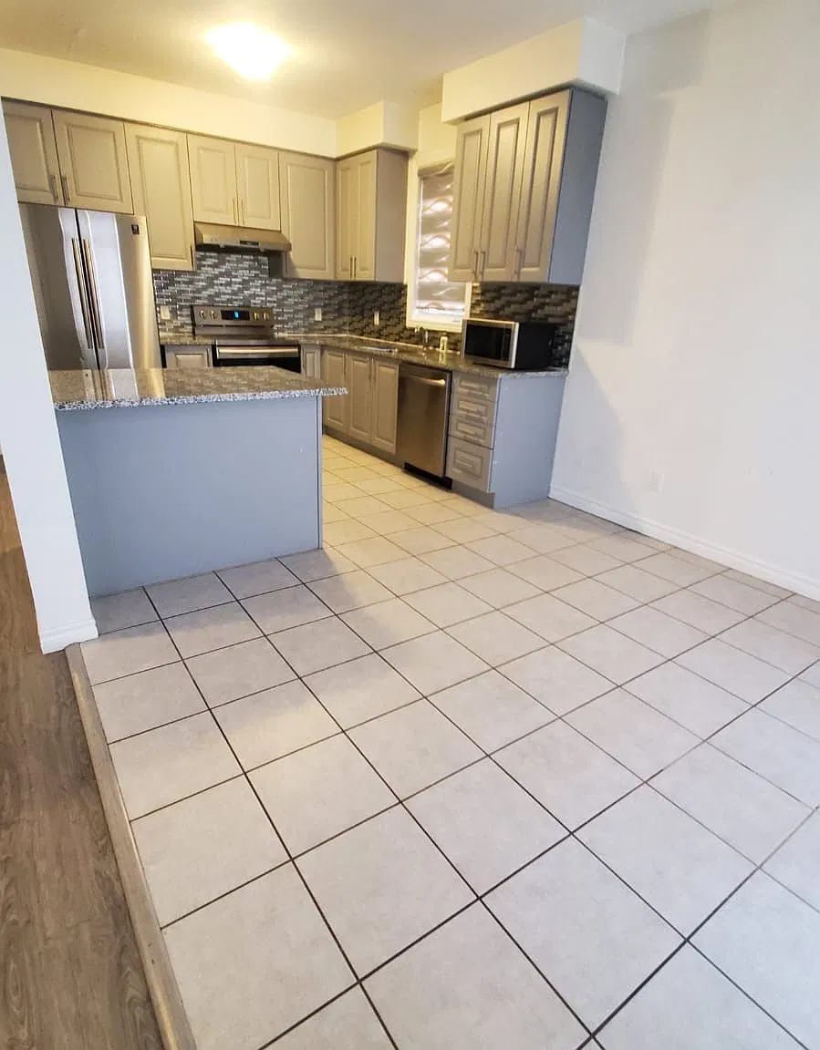 4 bed, $3,300 — Photo 3