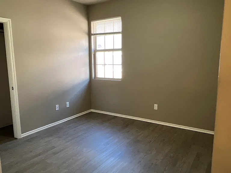 122 Ashley Dr — Photo 7