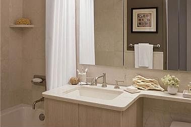 5th image of 320 W 38th St APT 922