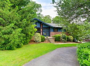 408 Echo Valley Rd, Knoxville, TN 37923