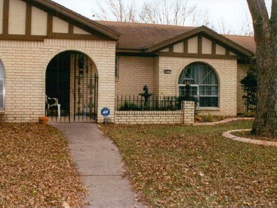 8017 S Peach Cres W, Broken Arrow, OK, 74011