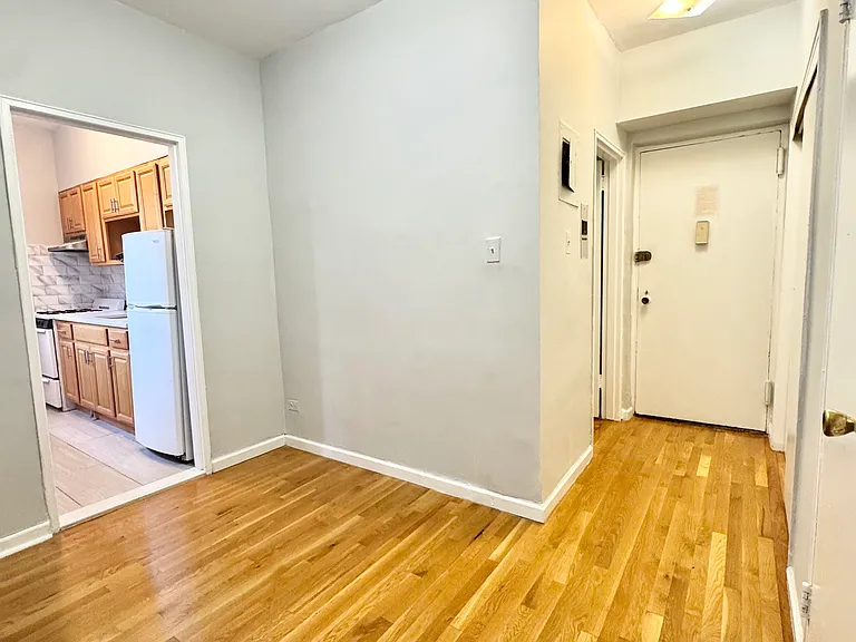 820 Ocean Pkwy #10 — Photo 5
