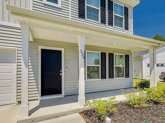 3rd image of 124 Jennie Dr