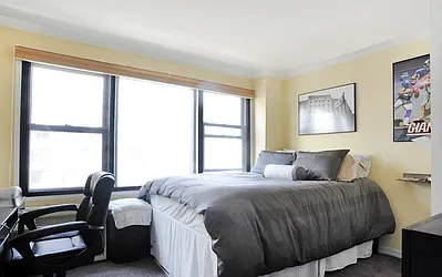 Rented by Bryan L Rozencwaig, LREB