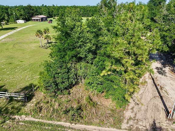 5th image of 698 NE Beulah Church Rd
